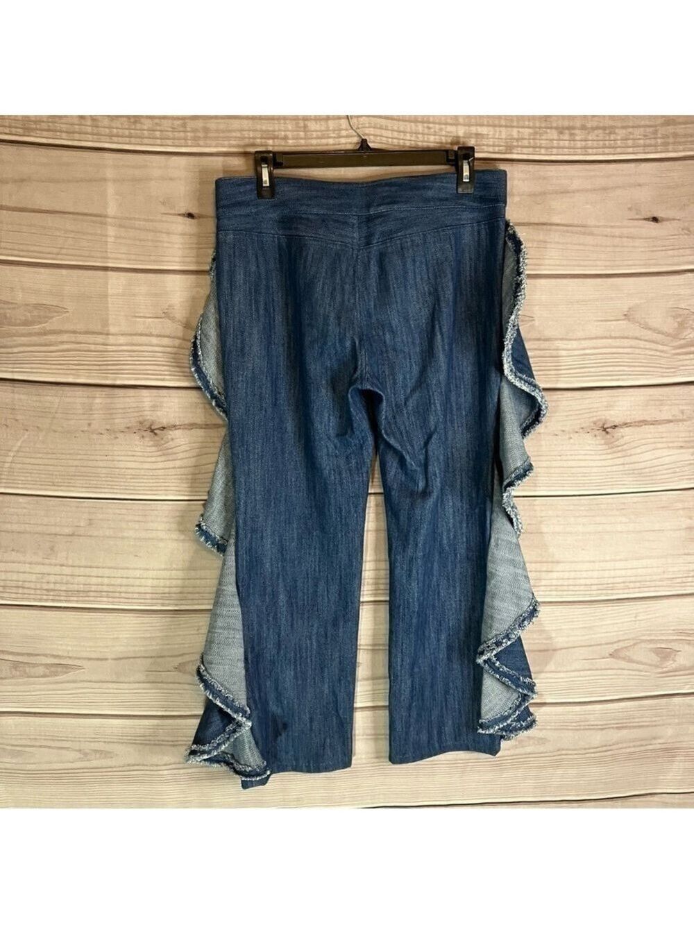 ALEXIS Nikko Straight Leg High Rise Cropped Ruffle Pants - Picture 10 of 13